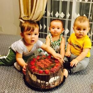 Meet your Posher, Mukhabbat